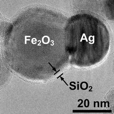 Non-toxic core nanosilver particles coated with a nanothin silica shell. (Bild: ETH Zürich)